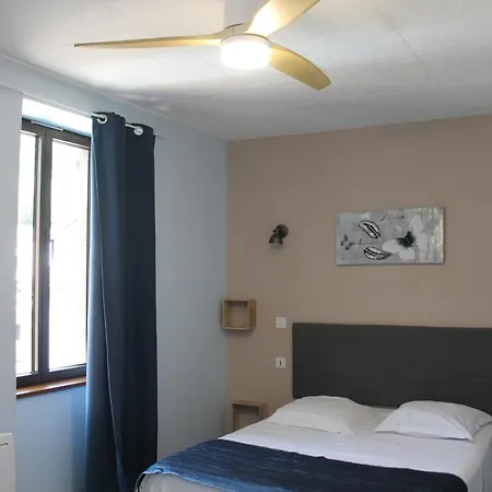 Logis Le Clement 2* Saint-Clement-sur-Valsonne