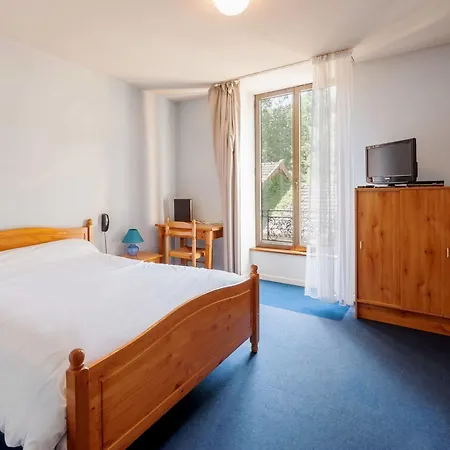 Logis Le Clément 2* Saint-Clement-sur-Valsonne