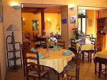Hotell Logis Le Clement