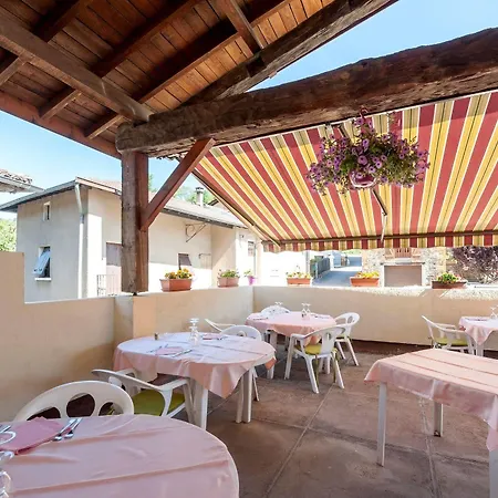 Hotell Logis Le Clement